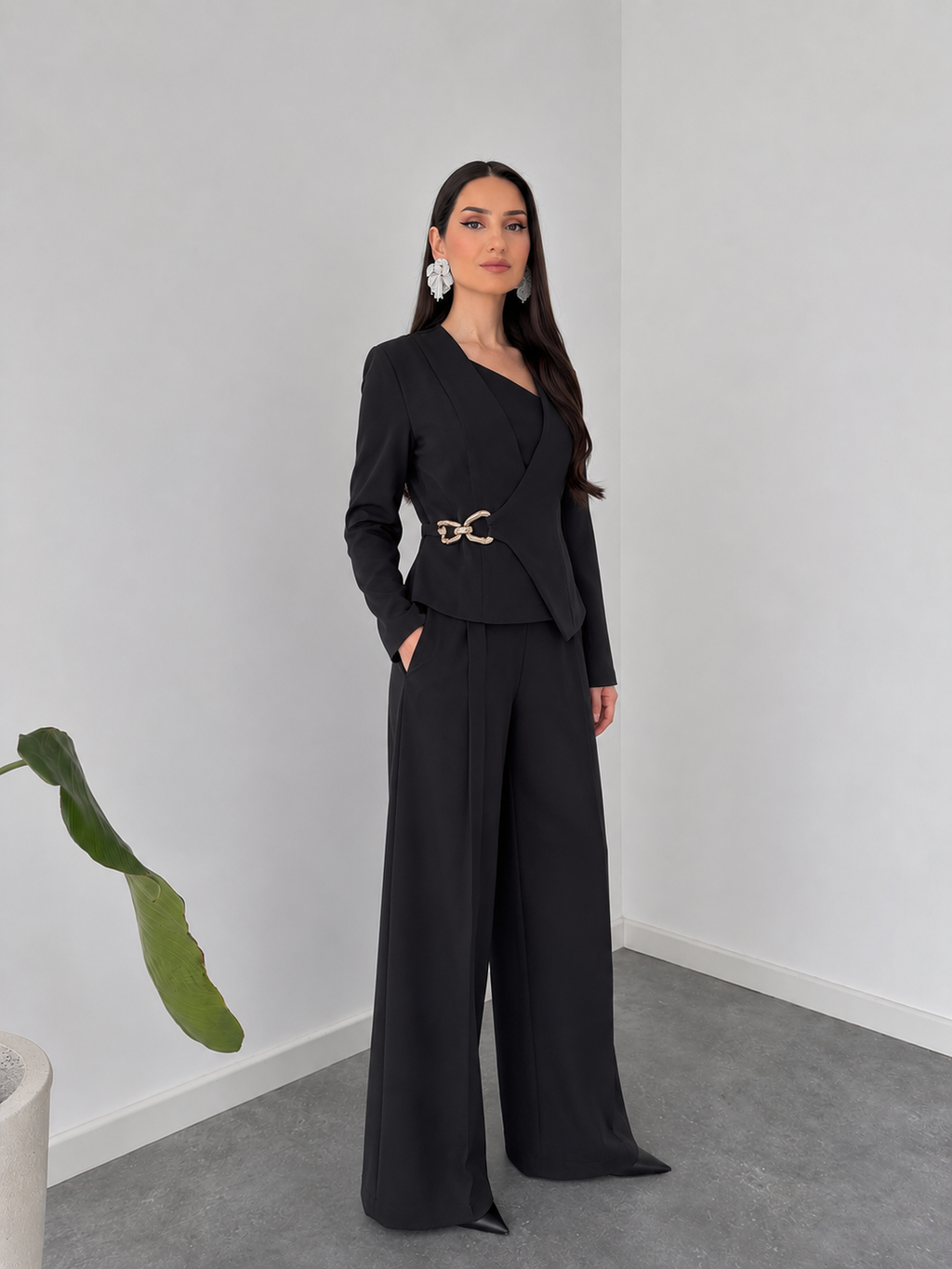 Belleci Noir Co-Ord Set – Asymmetric Blazer & Wide-Leg Trousers