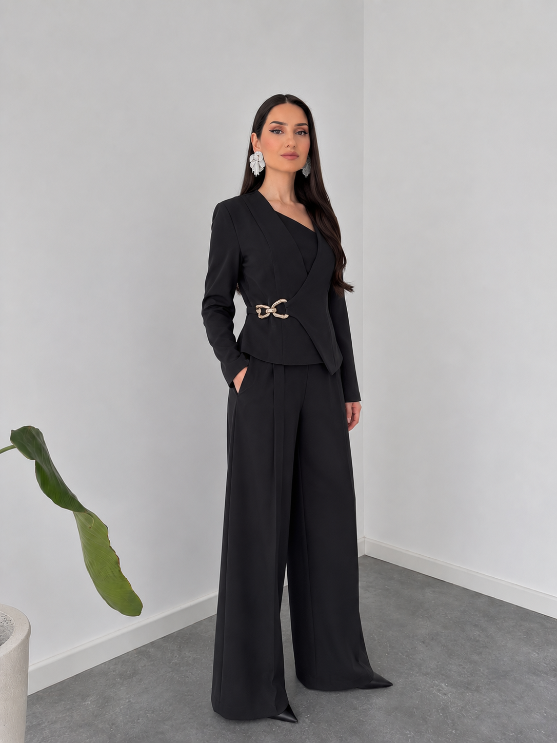 Belleci Noir Co-Ord Set – Asymmetric Blazer & Wide-Leg Trousers