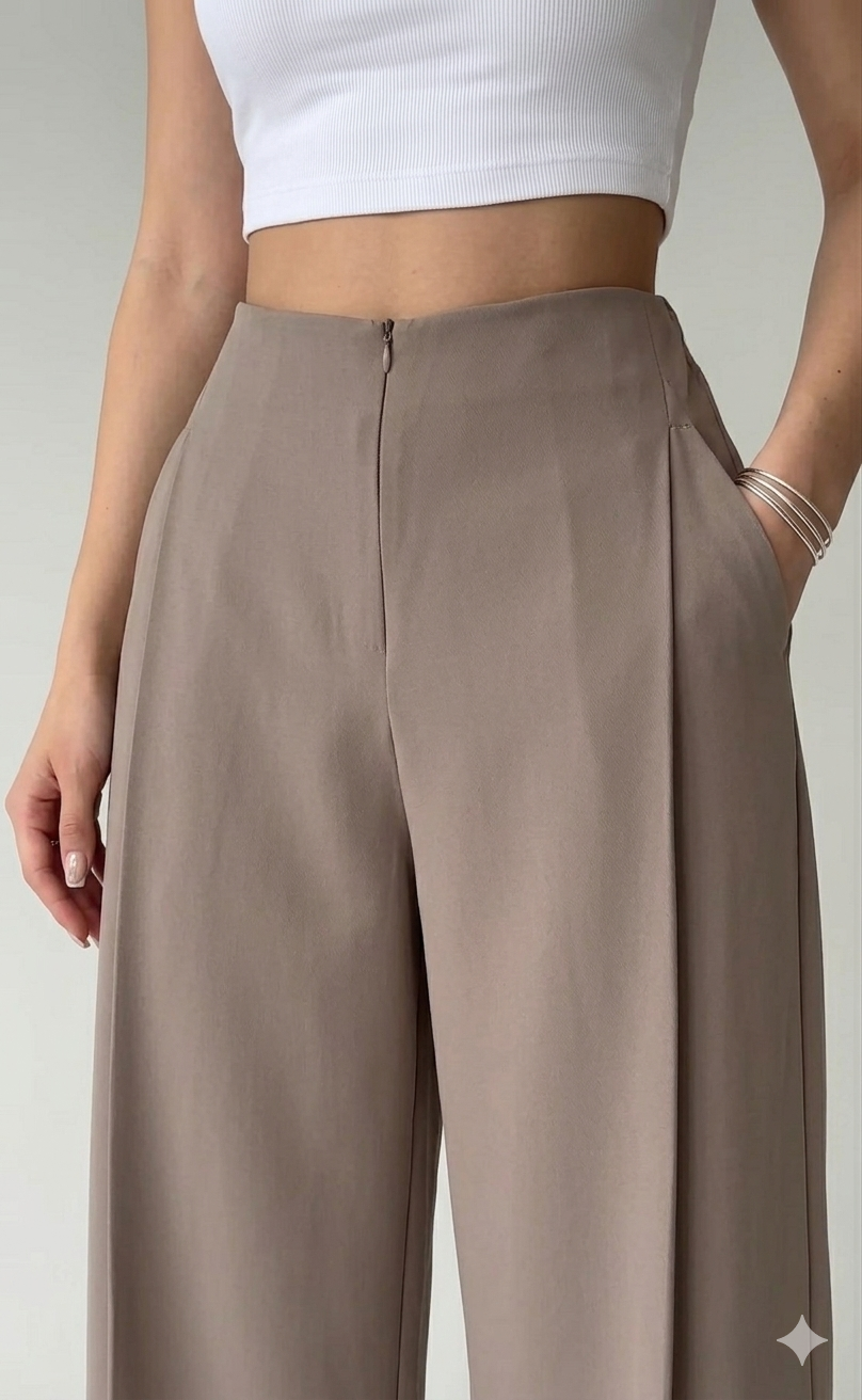 Belleci White & Taupe Co-Ord Set – Ribbed Crop Tank & Tailored Wide-Leg Trousers